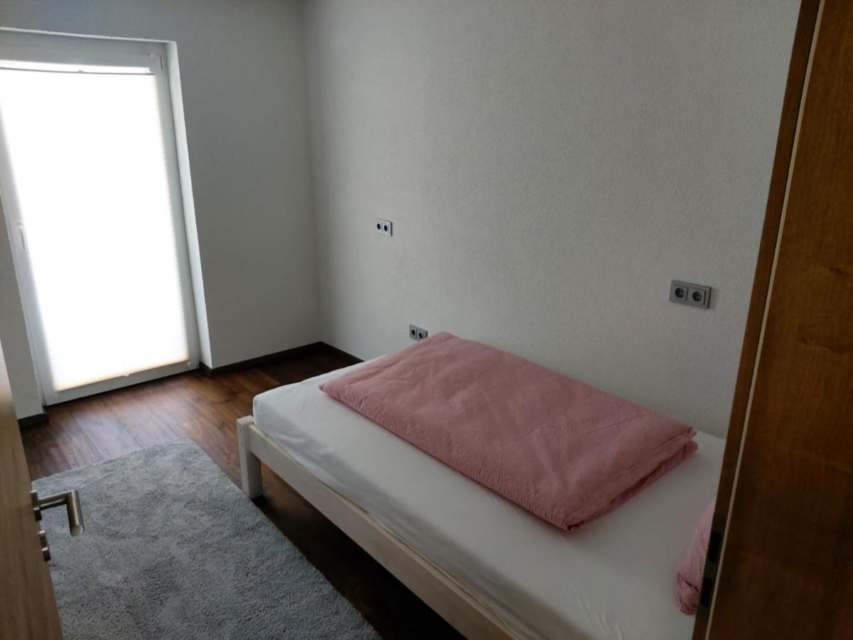 Ferienhaus Giulia In Guenzburg Ideal Fuer 2 Familien ภายนอก รูปภาพ